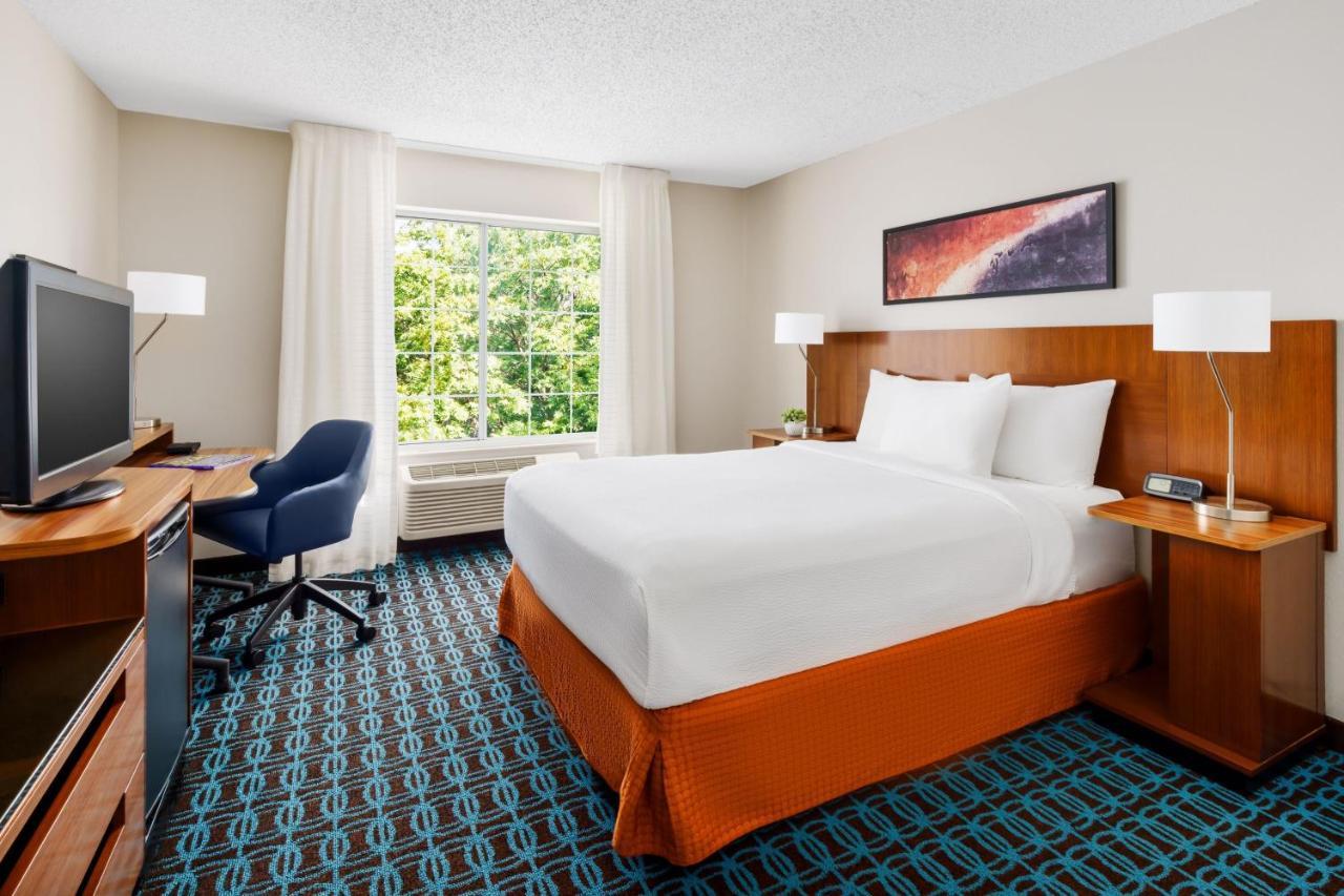 Fairfield Inn And Suites By Marriott Houston The Woodlands Exterior photo