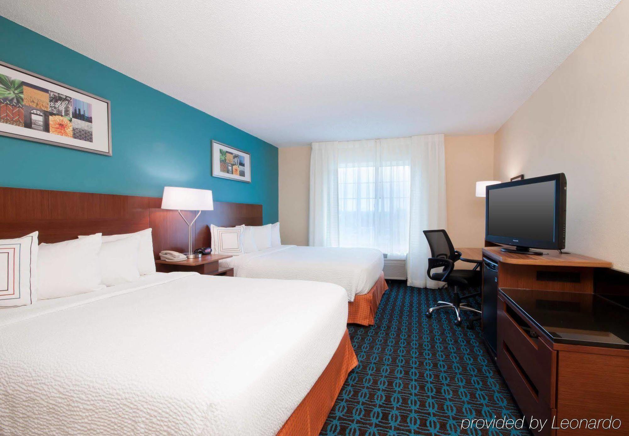 Fairfield Inn And Suites By Marriott Houston The Woodlands Exterior photo