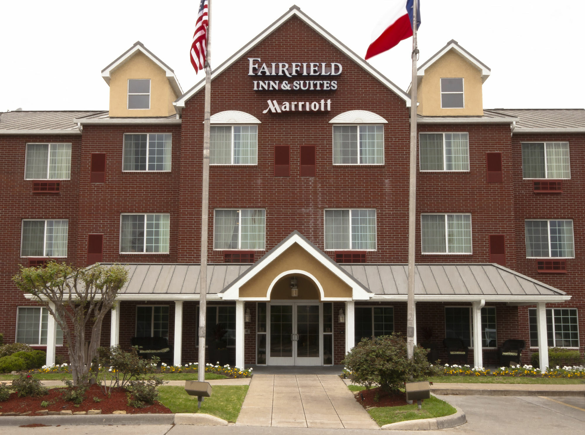 Fairfield Inn And Suites By Marriott Houston The Woodlands Exterior photo